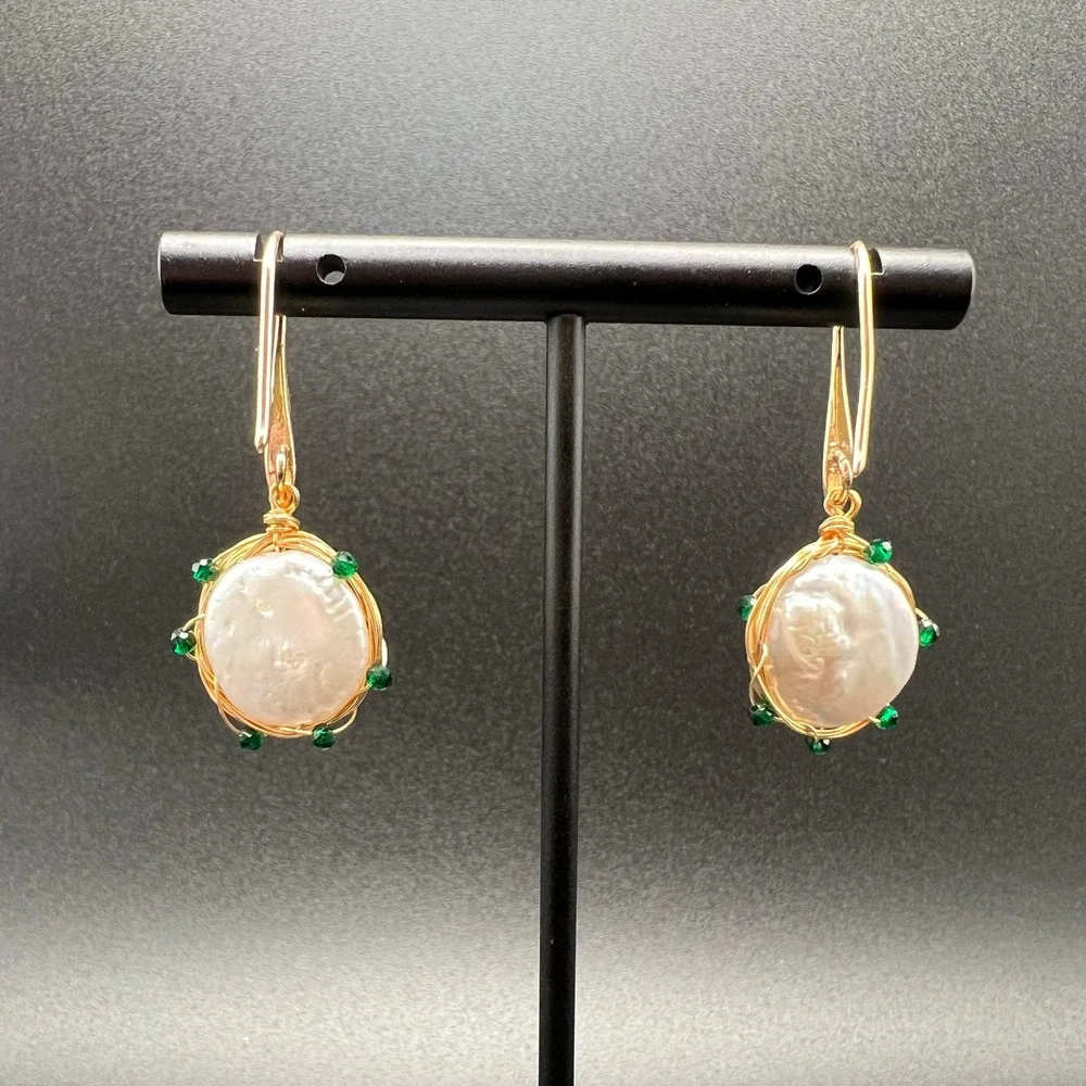 Coin Pearl Earrings‎ Gold Tone Wire Wrapped Beaded Green Boho Coastal Resort